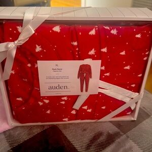 Plush fleece pajama set, color red